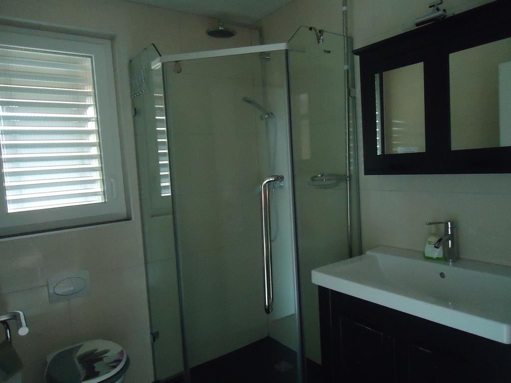 Studios Faoug Luaran gambar